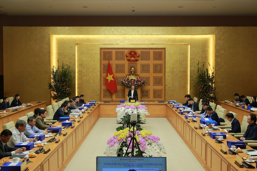 Phó Thủ tướng Trần Hồng Hà cho rằng cần quy định rõ về giới hạn công suất khai thác mỏ theo thiết kế phù hợp với nhu cầu thị trường. (Ảnh: VGP/Minh Khôi).