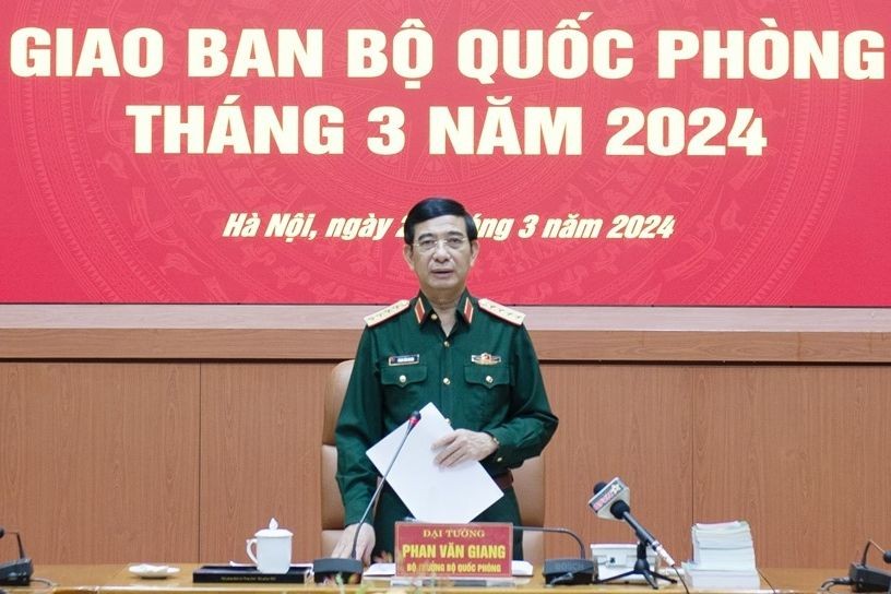 Đại tướng Phan Văn Giang phát biểu chỉ đạo Hội nghị. (Ảnh: Nhật Tuấn).