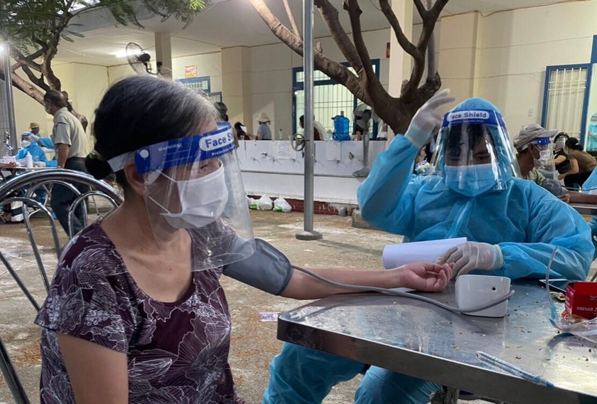 UBND tỉnh Ninh Thuận tiếp tục đẩy nhanh tiến độ tiêm phòng vaccine.
