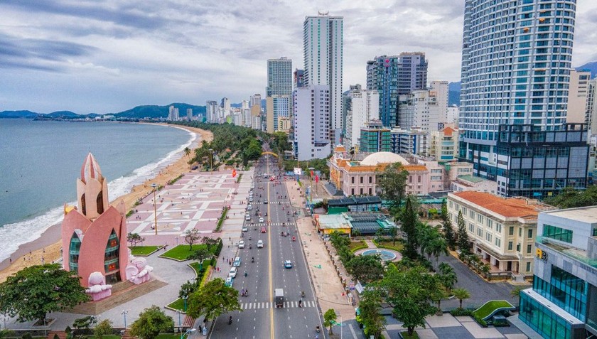 Đối với đất ở đô thị tại TP Nha Trang, hệ số điều chỉnh giá đất cao nhất mức 3,6 lần thuộc vị trí 1 của đường Trần Phú .