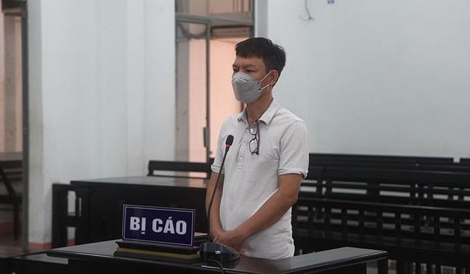 Bị cáo Lê Văn Tánh tại phiên tòa. Ảnh: Báo Khánh Hòa.