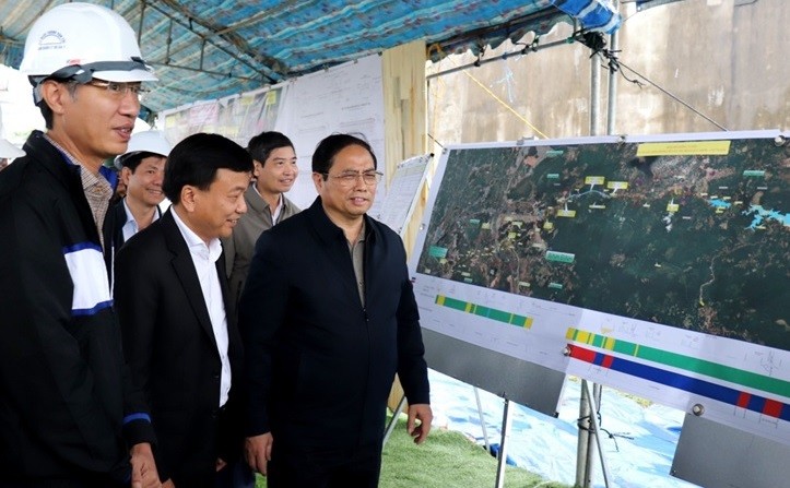 Thủ tướng Chính phủ khảo sát một số công trình, dự án trên địa bàn tỉnh Phú Yên.