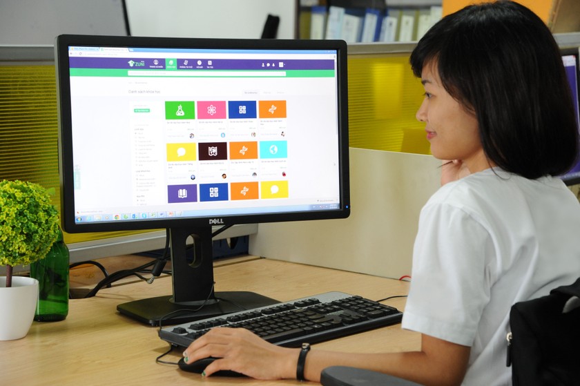 Ra mắt cổng giáo dục trực tuyến tương tác mở đầu tiên tại Việt Nam