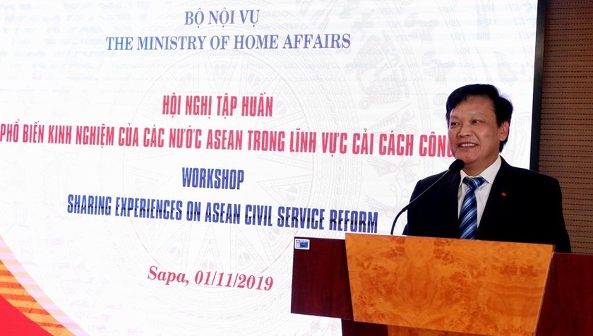 Thứ trưởng Bộ Nội vụ Nguyễn Duy Thăng phát biểu tại hội nghị.