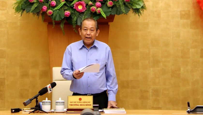 Phó Thủ tướng Thường trực Trương Hòa Bình phát biểu chỉ đạo tại hội nghị.