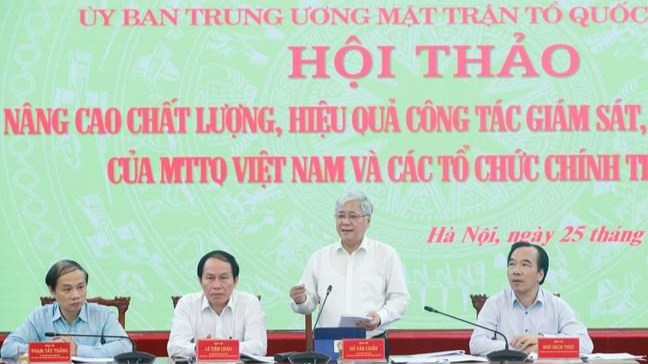 Bí thư Trung ương Đảng, Chủ tịch UBTƯ MTTQ Việt Nam Đỗ Văn Chiến phát biểu tại Hội thảo.