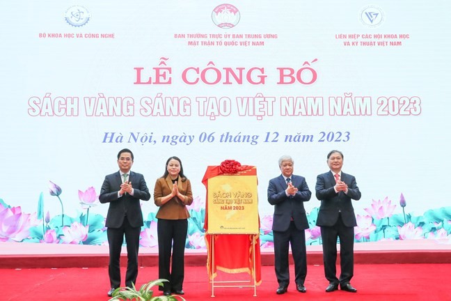 Lễ Công bố Sách vàng sáng tạo Việt Nam. Ảnh: Quang Vinh.