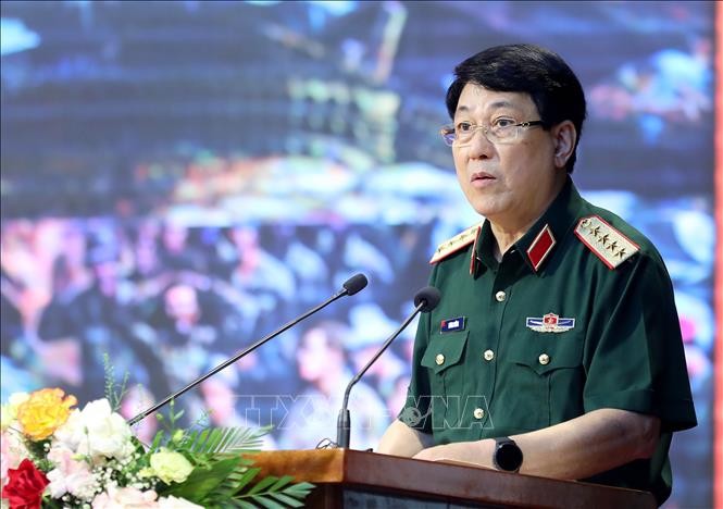 Đại tướng Lương Cường, Chủ nhiệm Tổng cục Chính trị Quân đội nhân dân Việt Nam phát biểu tại Hội thảo. Ảnh: TTXVN