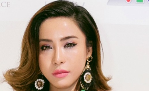 Á khôi doanh nhân 2015 Mai Diệu Linh ngồi 'ghế nóng' Hot Face