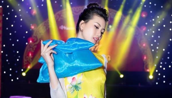 Quỳnh Hoa - Giải Vàng Siêu mẫu Việt Nam nêu quan điểm chuyện đại gia - chân dài