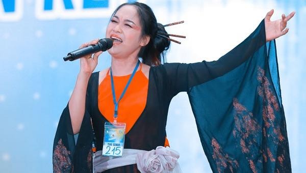 10 thí sinh xuất sắc sắp tranh tài Chung kết 'Giọng hát hay Hà Nội 2020'