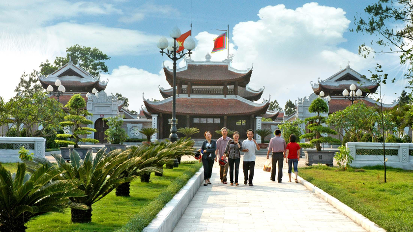 Nghệ An đưa kế hoạch 3 giai đoạn đón khách du lịch