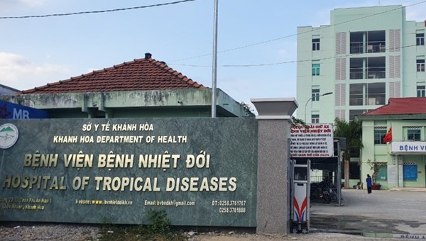 Bệnh viện nhiệt đới tỉnh Khánh Hòa là nơi điều trị cho các bệnh nhân nhiễm Covid-19 đầu tiên tại địa phương này.