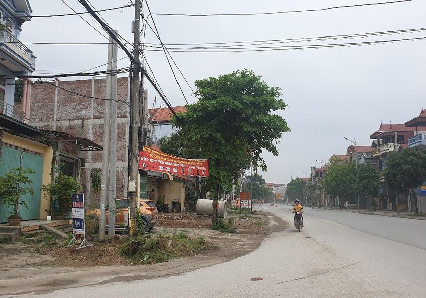 Sau gần 10 năm thi công tuyến phố Thanh Vỵ, những vụ việc vẫn khiếu nại kéo dài.