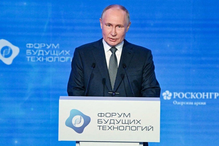 Tổng thống Nga Vladimir Putin phát biểu tại Diễn đàn Công nghệ Tương lai ở thủ đô Moscow (Nga) vào ngày 14/2. Ảnh: Reuters.