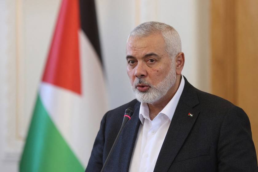 Ismail Haniyeh, người đứng đầu văn phòng chính trị của Hamas, tại cuộc họp báo ở Tehran, Iran ngày 26/3. Ảnh: REUTERS.