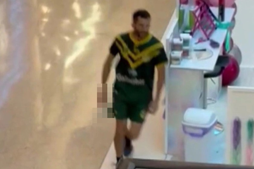 Joel Cauchi dùng dao đâm chết 6 người, làm bị thương 12 người tại trung tâm thương mại Westfield Bondi Junction ở Australia. Ảnh: X.