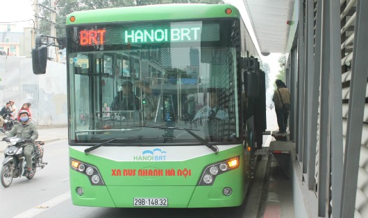 Hà Nội: Xe buýt nhanh BRT miễn phí thêm 5 ngày dịp Tết