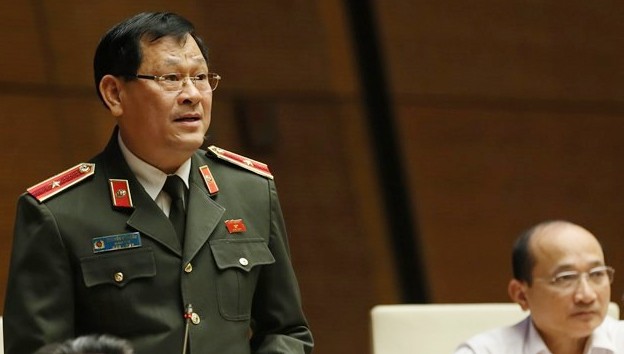 Thiếu tướng Nguyễn Hữu Cầu, Giám đốc Công an tỉnh Nghệ An thông tin trước Quốc hội