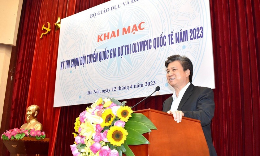 Thứ trưởng Nguyễn Hữu Độ phát biểu tại buổi lễ.