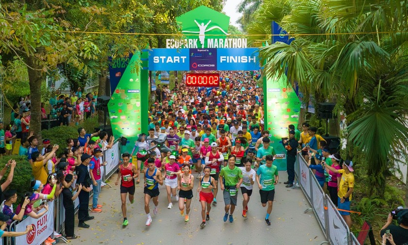 Thiên nhiên xanh hút mắt ở giải chạy Ecopark Marathon 2023
