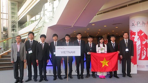 Việt Nam giành Huy chương vàng Olympic Vật lý châu Á 2014