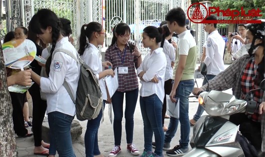 Thí sinh tại Hà Nội thích thú với đề môn Văn