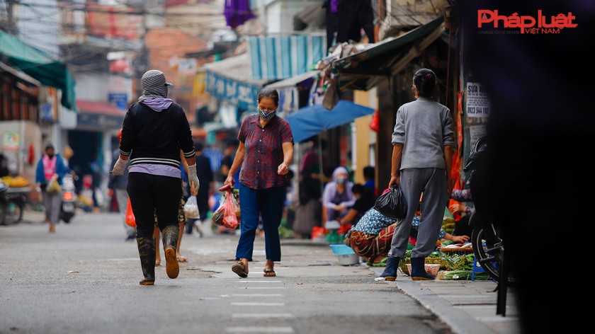 Hà Nội: Độc đáo sáng kiến đảm bảo an toàn cho người dân đi chợ 