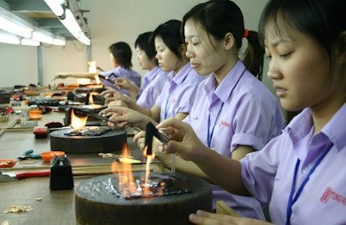AIC tuyển lao động đi làm việc tại nhà máy điện tử Nam Á (Đài Loan)   