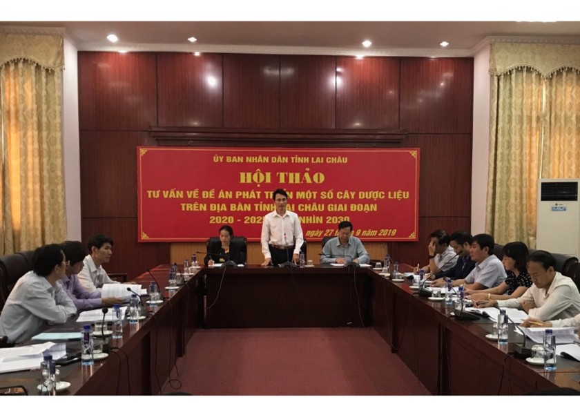 Ông Hà Trọng Hải - Phó Chủ tịch UBND tỉnh Lai Châu phát biểu tại hội thảo 