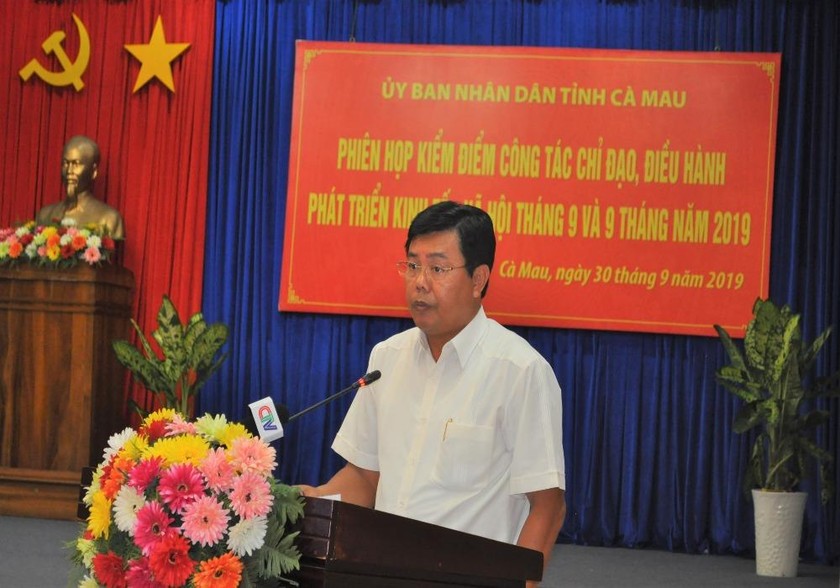 Ông Nguyễn Tiến Hải – Phó Bí thư Tỉnh ủy, Chủ tịch UBND tỉnh Cà Mau chủ trì phiên họp