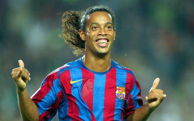 Ronaldinho - huyền thoại sân cỏ một thời