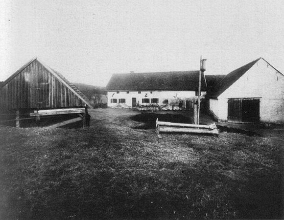 Trang trại Hinterkaifeck nơi xảy ra vụ thảm án. 