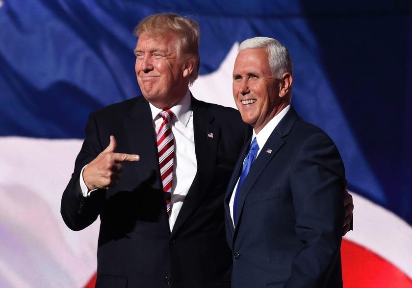 Cặp đôi ứng cử viên nặng ký Donald Trump và Mike Pence.