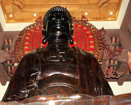 Tượng Phật A Di Đà chùa Ngũ Xã.