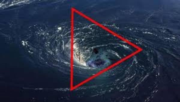 Vùng tam giác quỷ Bermuda. 