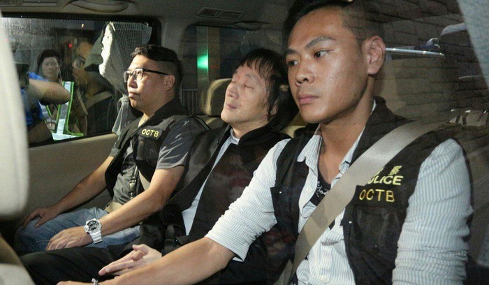 Vì sao cựu trùm “Cậu bé Thượng Hải” vẫn trở về Hong Kong (Trung Quốc) dù biết sẽ bị bắt? 