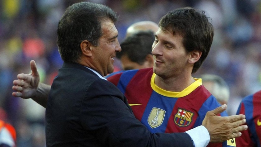 Tân chủ tịch Laporta sẽ phải tìm cách giữ chân Messi ở lại Nou Camp.  