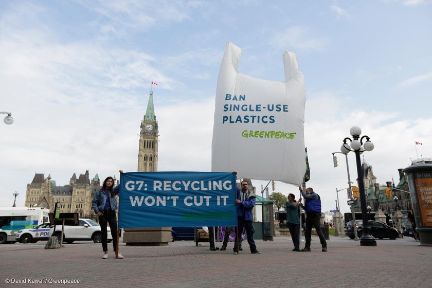 Lệnh cấm đồ nhựa một lần sẽ được ban hành vào cuối năm 2021. 