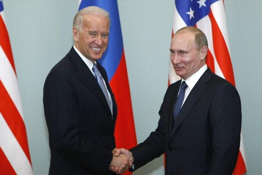 Tổng thống Nga Vladimir Putin (phải) và Tổng thống Mỹ Joe Biden sẽ có cuộc gặp thượng đỉnh vào ngày 16/6/2021. 