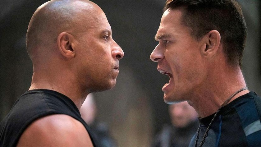 Vin Diesel và John Cena (phải) đối đầu trong Fast and Furious 9. 