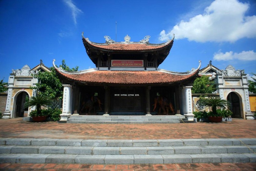 Đền thờ Hoàng đế Quang Trung ở thành Vinh. 
