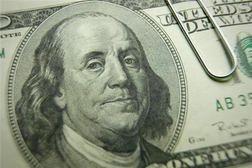 Hình ảnh George Washington trên tờ tiền 1 đô-la Mỹ. 