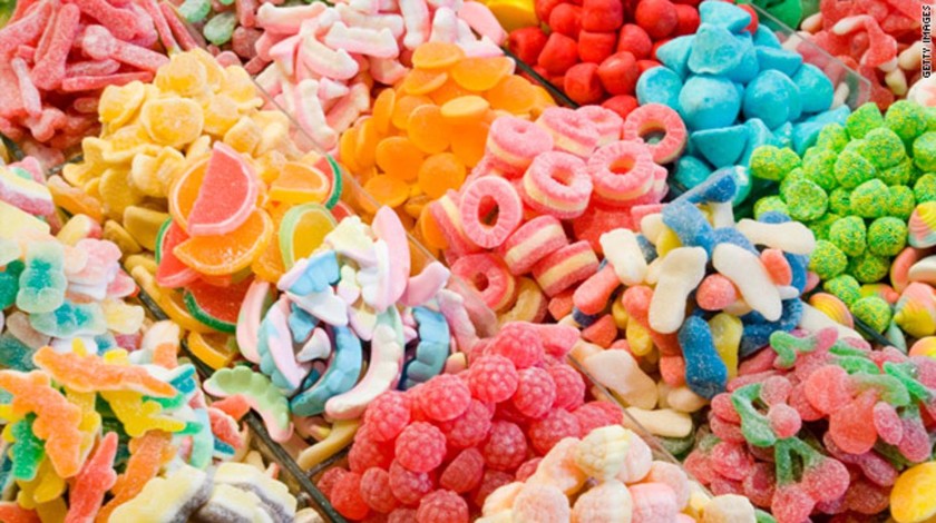 Thị trường bánh kẹo hiện chất lượng, mẫu mã phong phú đa dạng, giá cả cạnh tranh cao. 