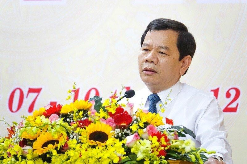 Chủ tịch UBND tỉnh Quảng Ngãi Đặng Văn Minh phát biểu tại Kỳ họp thứ 6, HĐND tỉnh khóa XIII, nhiệm kỳ 2021 – 2026.