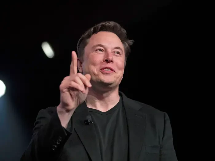 Ông Elon Musk.