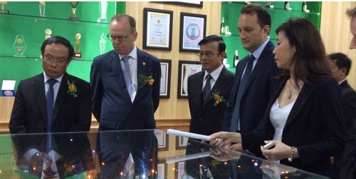 Lãnh đạo tỉnh Thừa Thiên Huế và Tập đoàn Carlsberg tham quan nhà máy bia Phú Bài