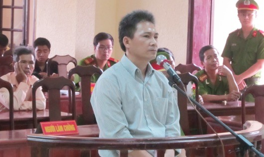 Bị cáo Lê Văn Hùng trước vành móng ngựa