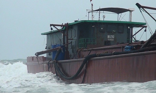 Một chiếc tàu gặp sự cố ở vùng biển Quảng Trị (ảnh minh họa)
...

