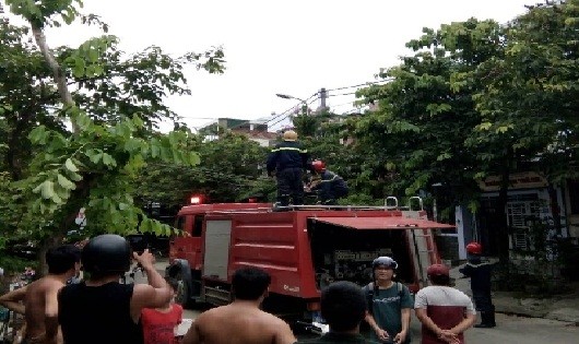 Xe cứu hỏa đến kịp thời để dập tắt đám cháy
